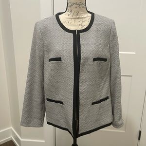 Kasper open front cotton tweed look black and white blazer size 14w